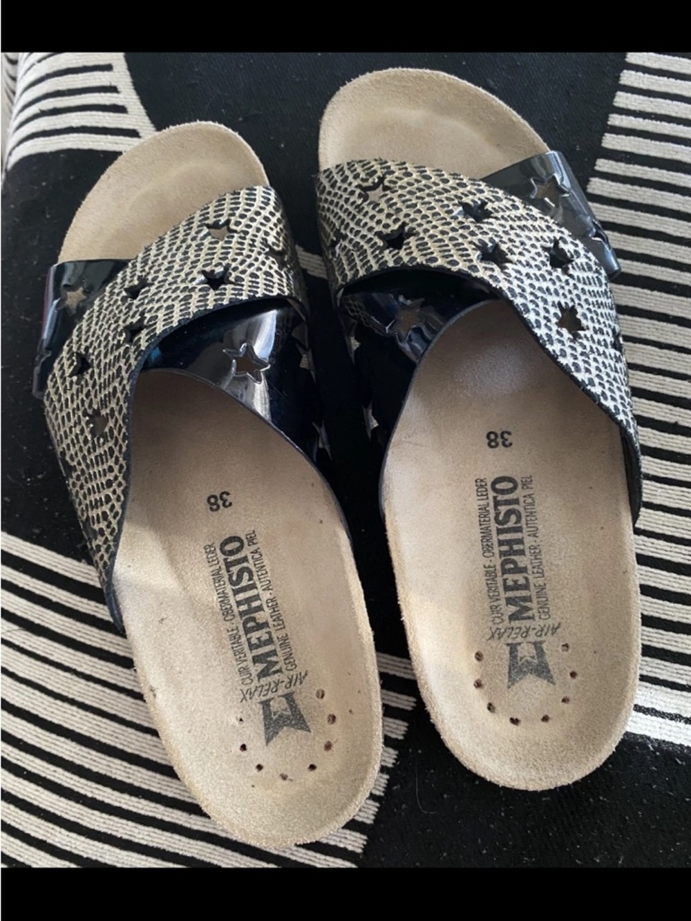 Mephisto Nanou Black Patent & Gold emb. Snakeskin Star Cutout Slide Sandals Sz38